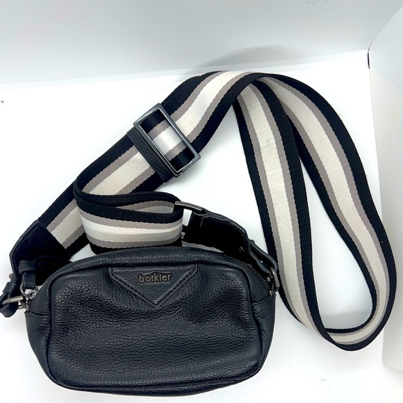 Botkier, Cross-Body “Camera Bag” (Style) - Picture 1 of 15